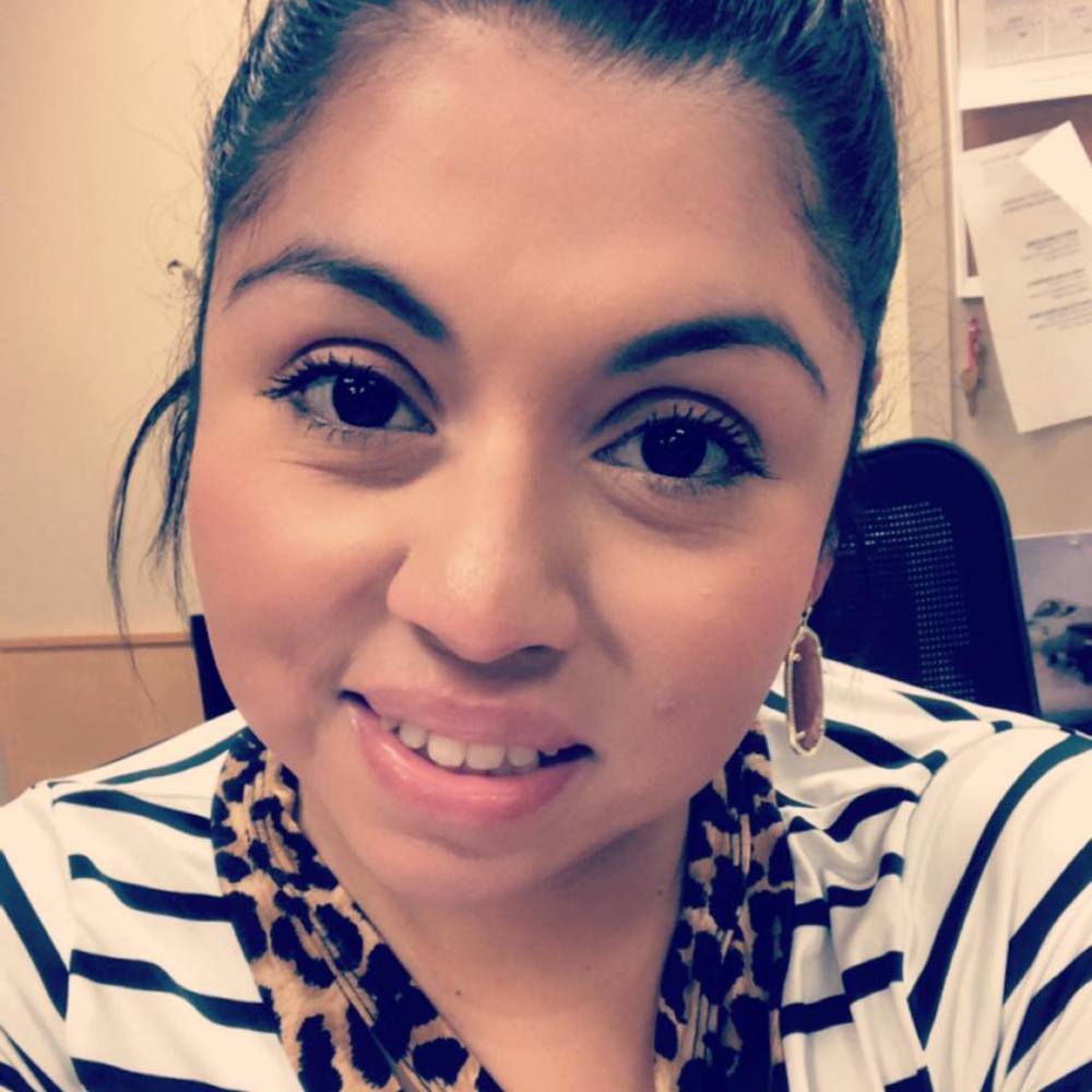 Meet your Posher, Eva